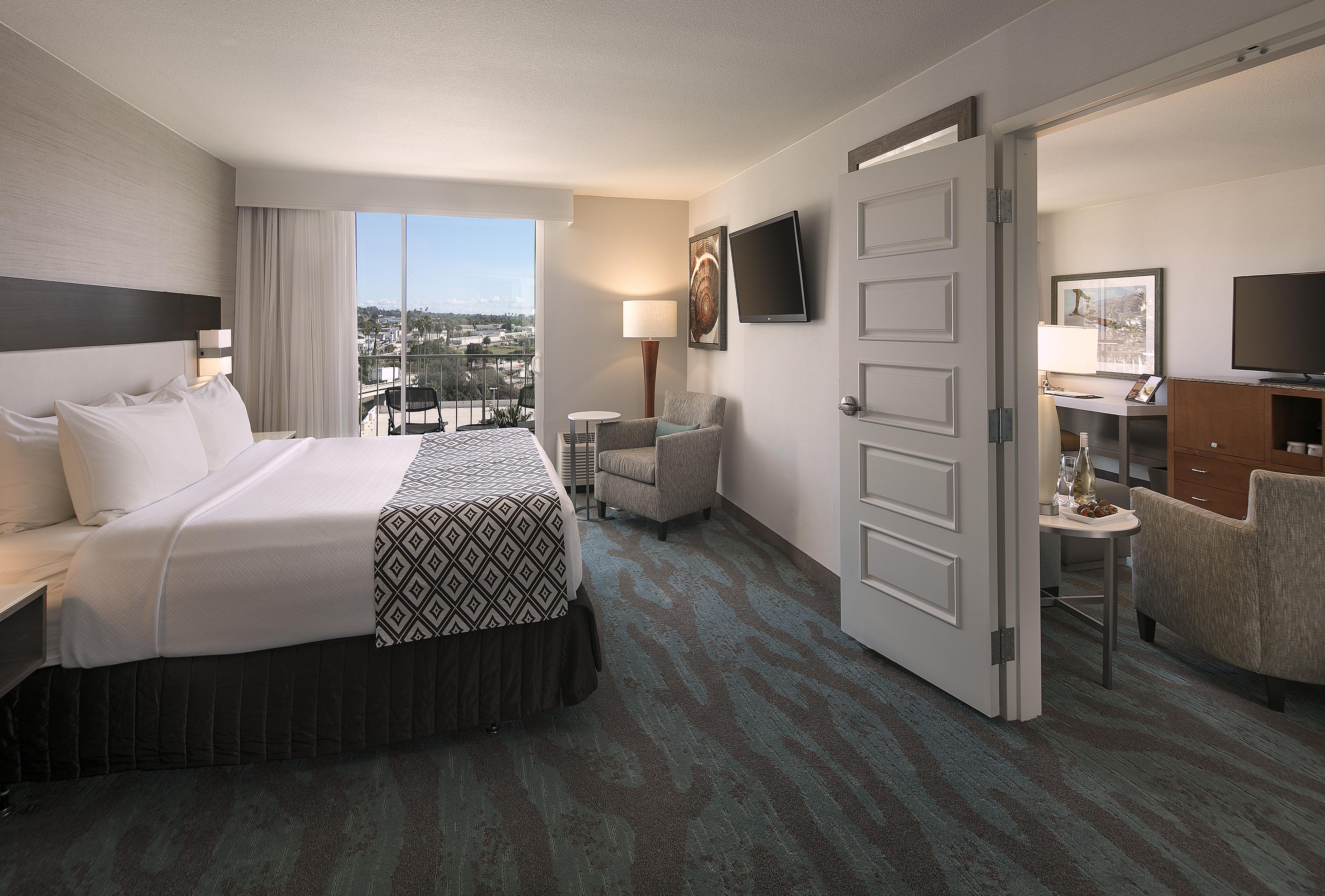 Crowne Plaza Ventura Beach By Ihg Екстер'єр фото