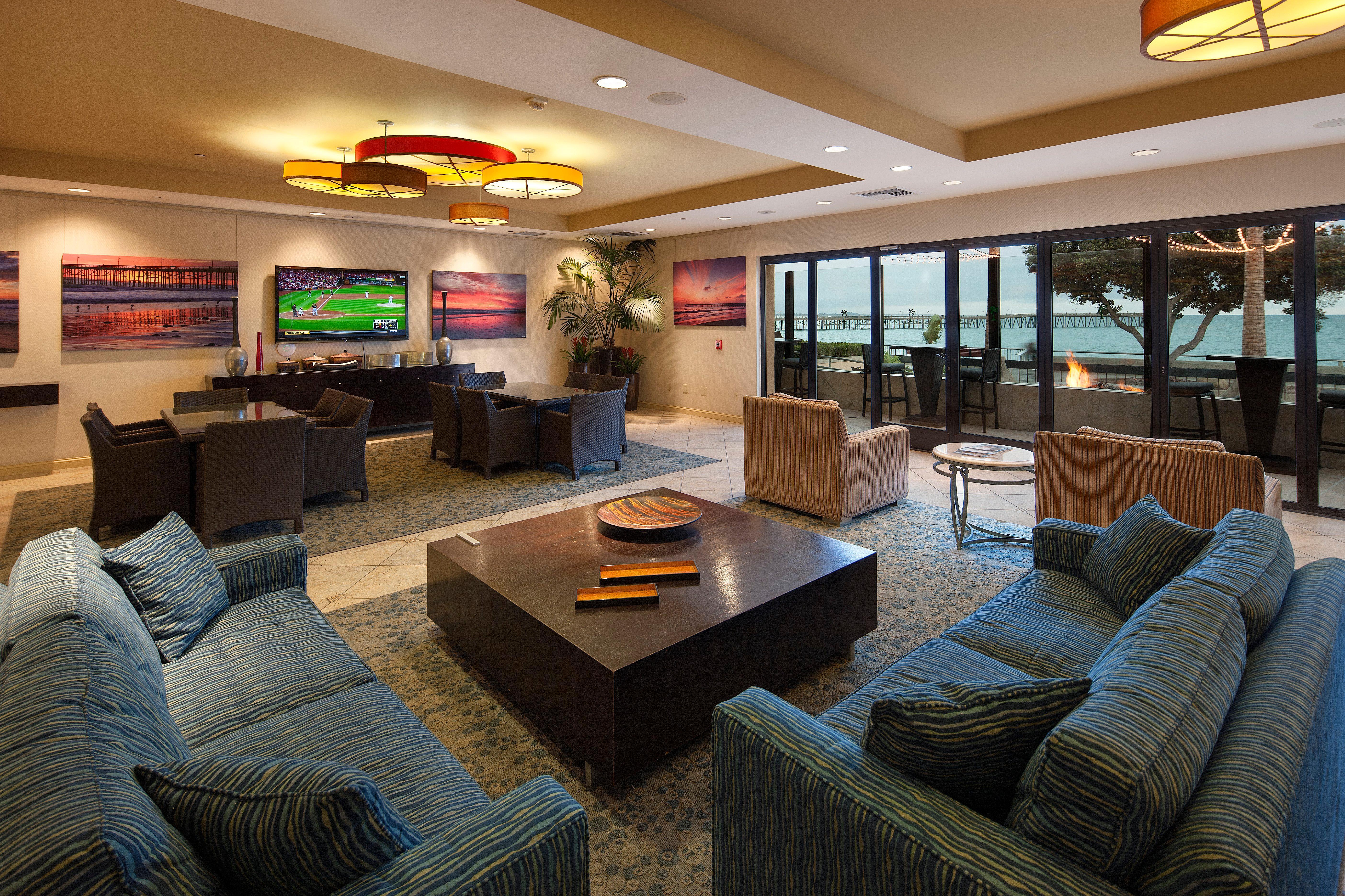 Crowne Plaza Ventura Beach By Ihg Екстер'єр фото