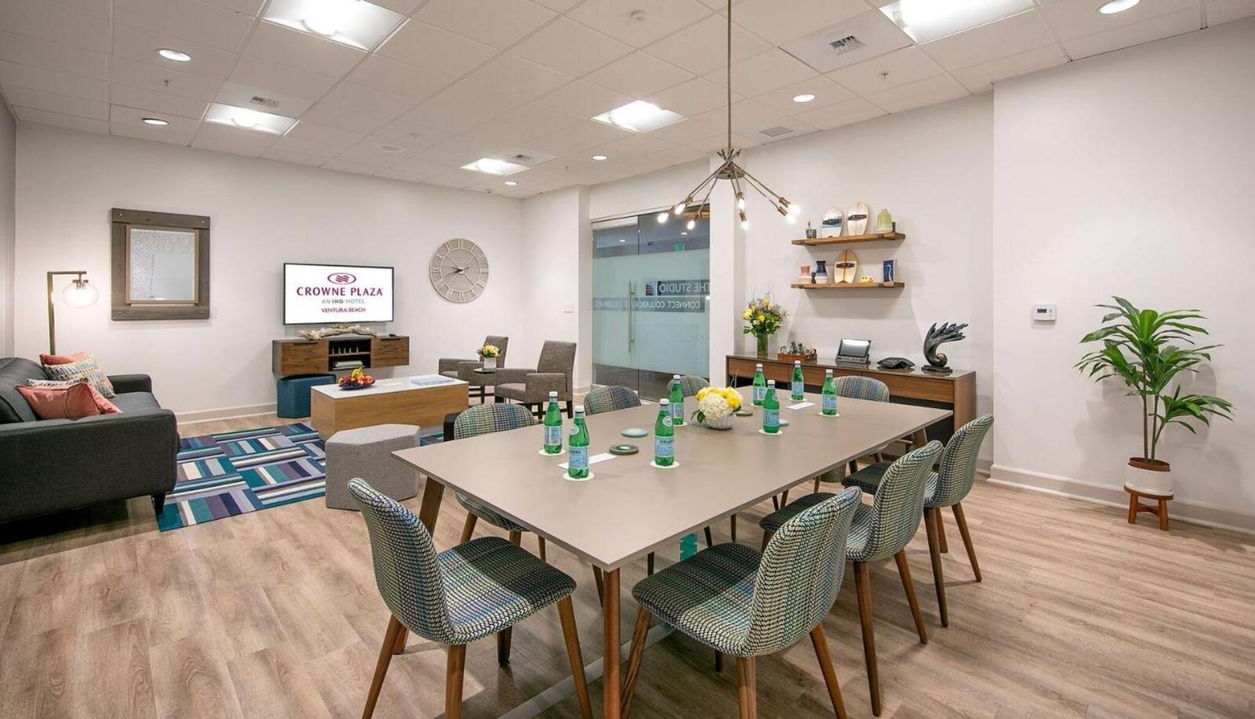 Crowne Plaza Ventura Beach By Ihg Екстер'єр фото
